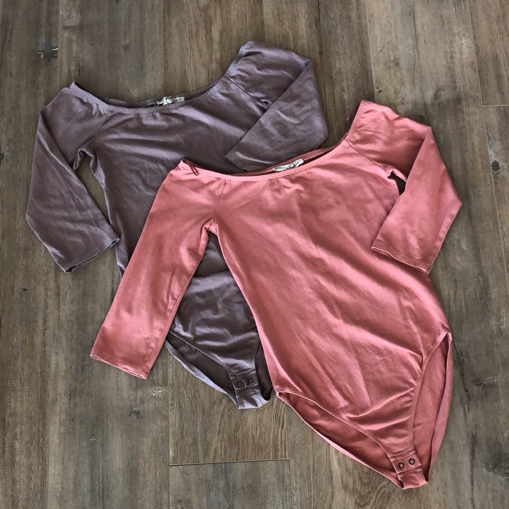 2 Bodysuits Express boat neck long sleeve